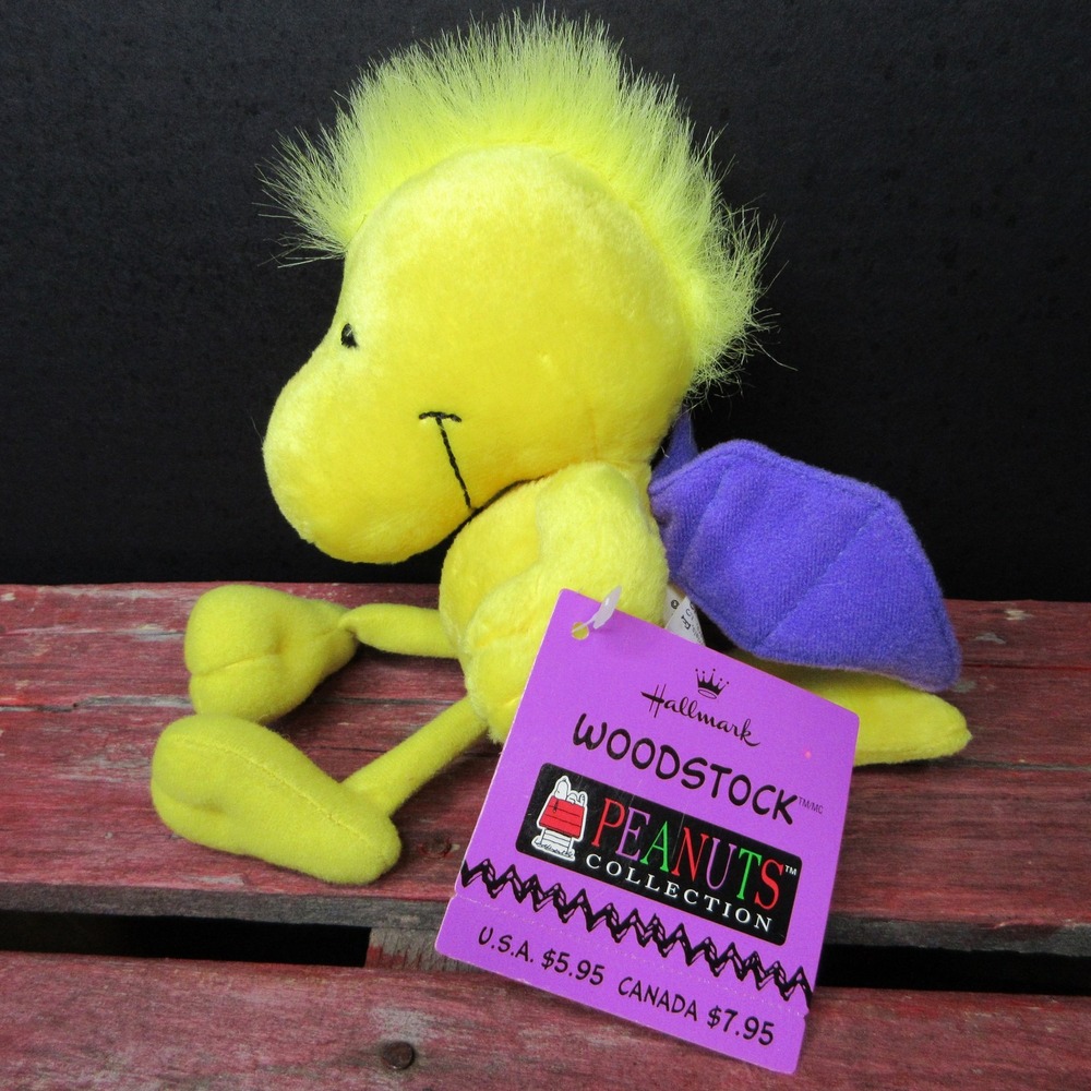 Hallmark Peanuts Collection Woodstock Plush Stuffed Animal Bat Wings HTF1496 New
